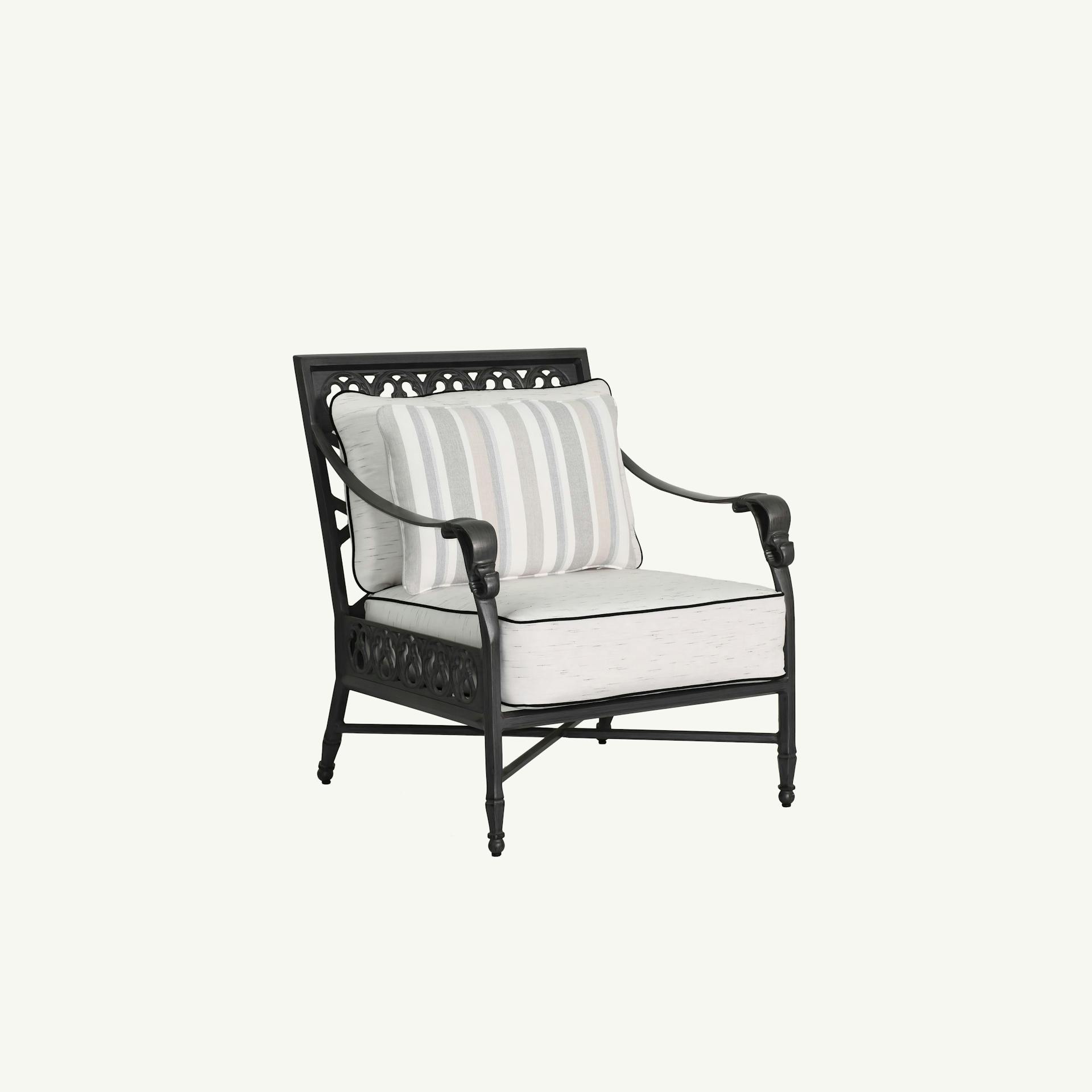 Biltmore Estate Cushioned Lounge Chair